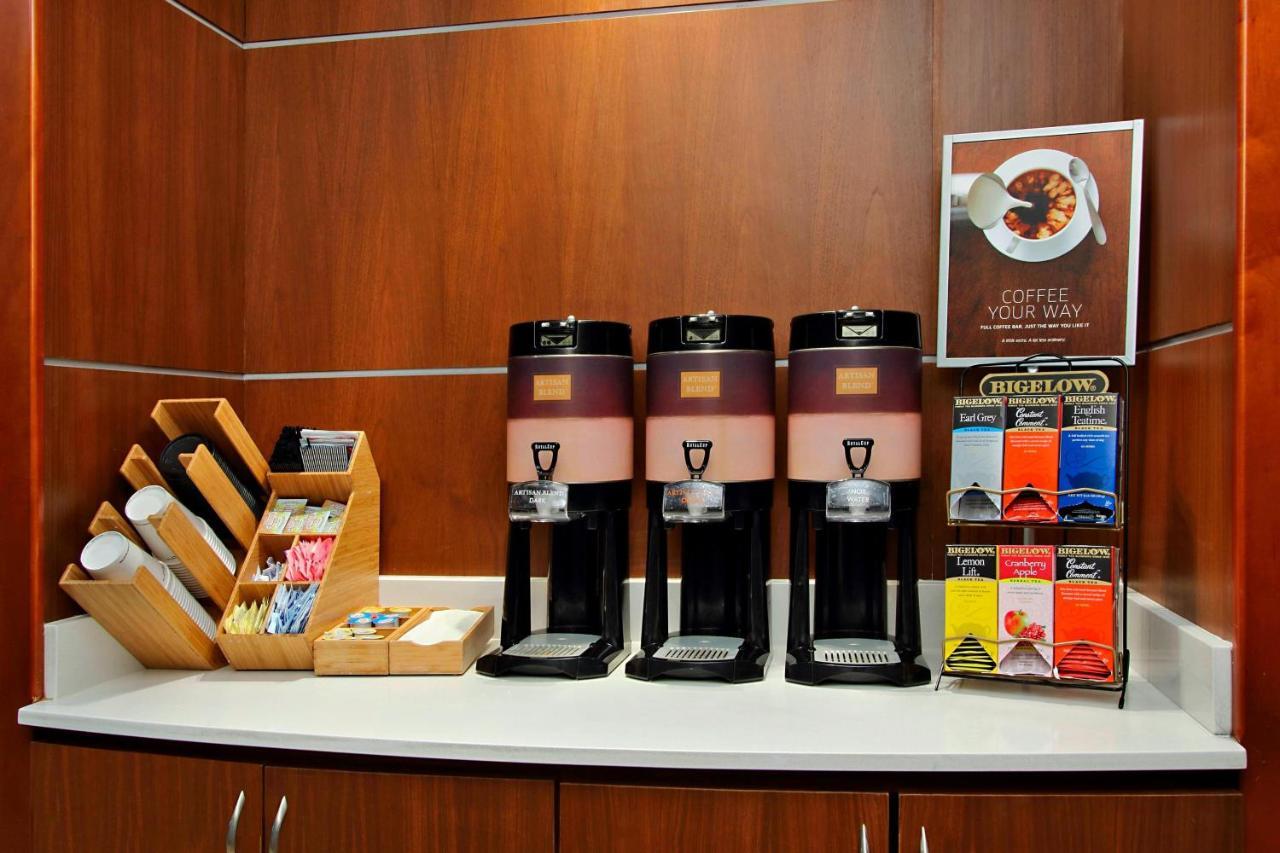Springhill Suites By Marriott Madera Extérieur photo