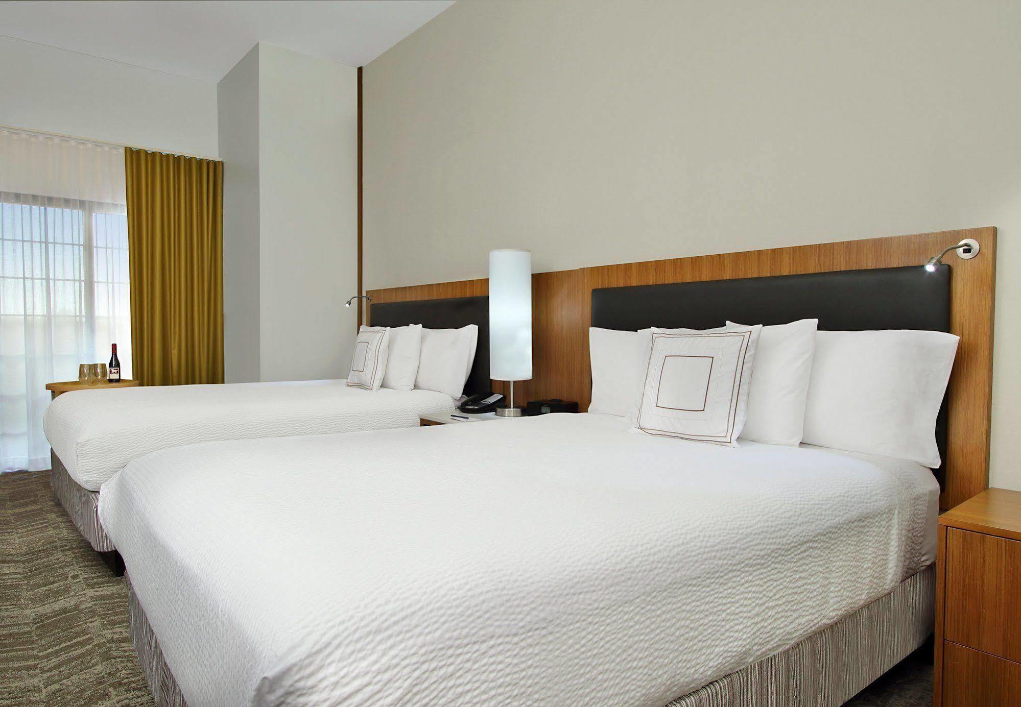 Springhill Suites By Marriott Madera Extérieur photo