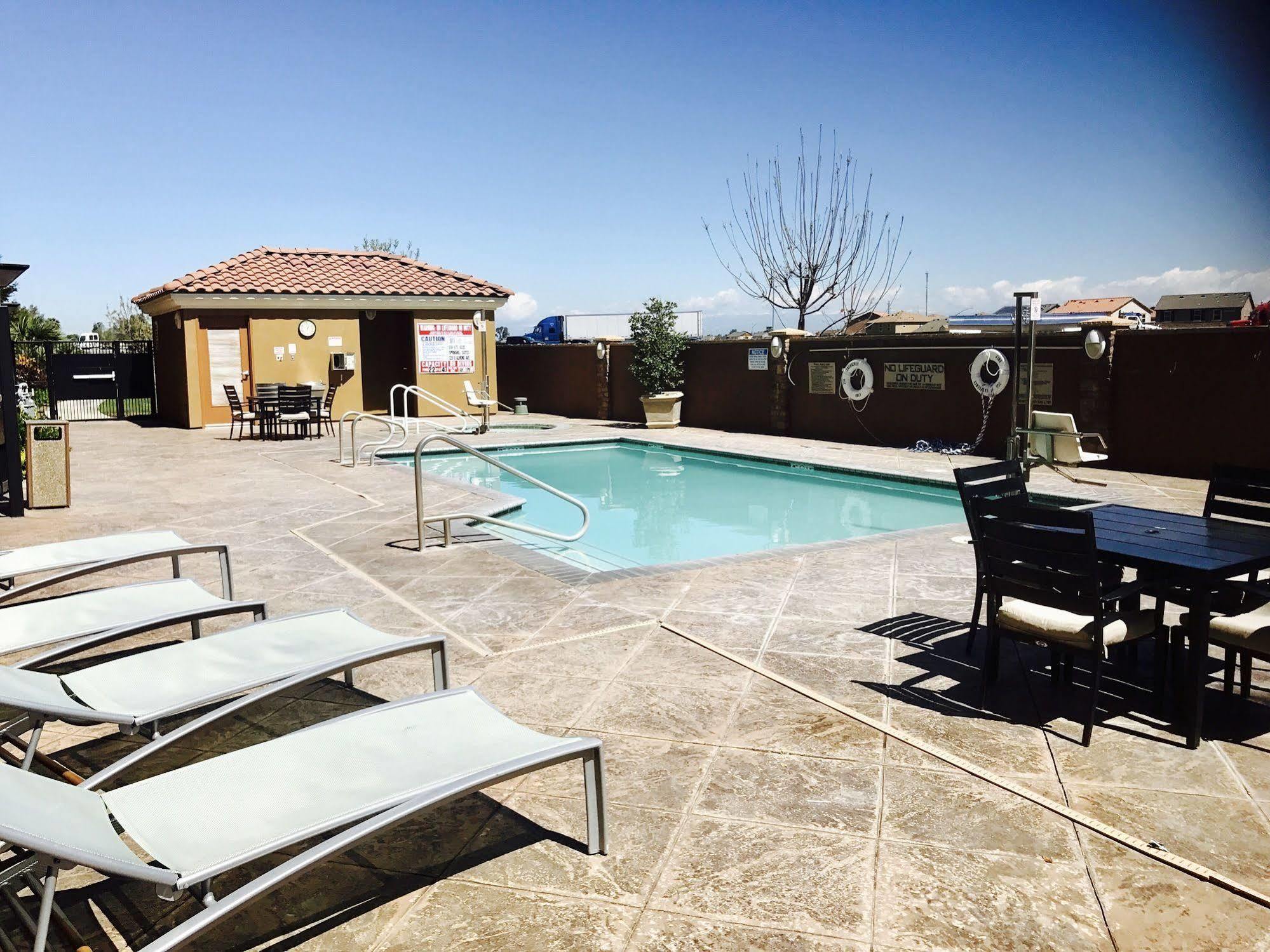 Springhill Suites By Marriott Madera Extérieur photo