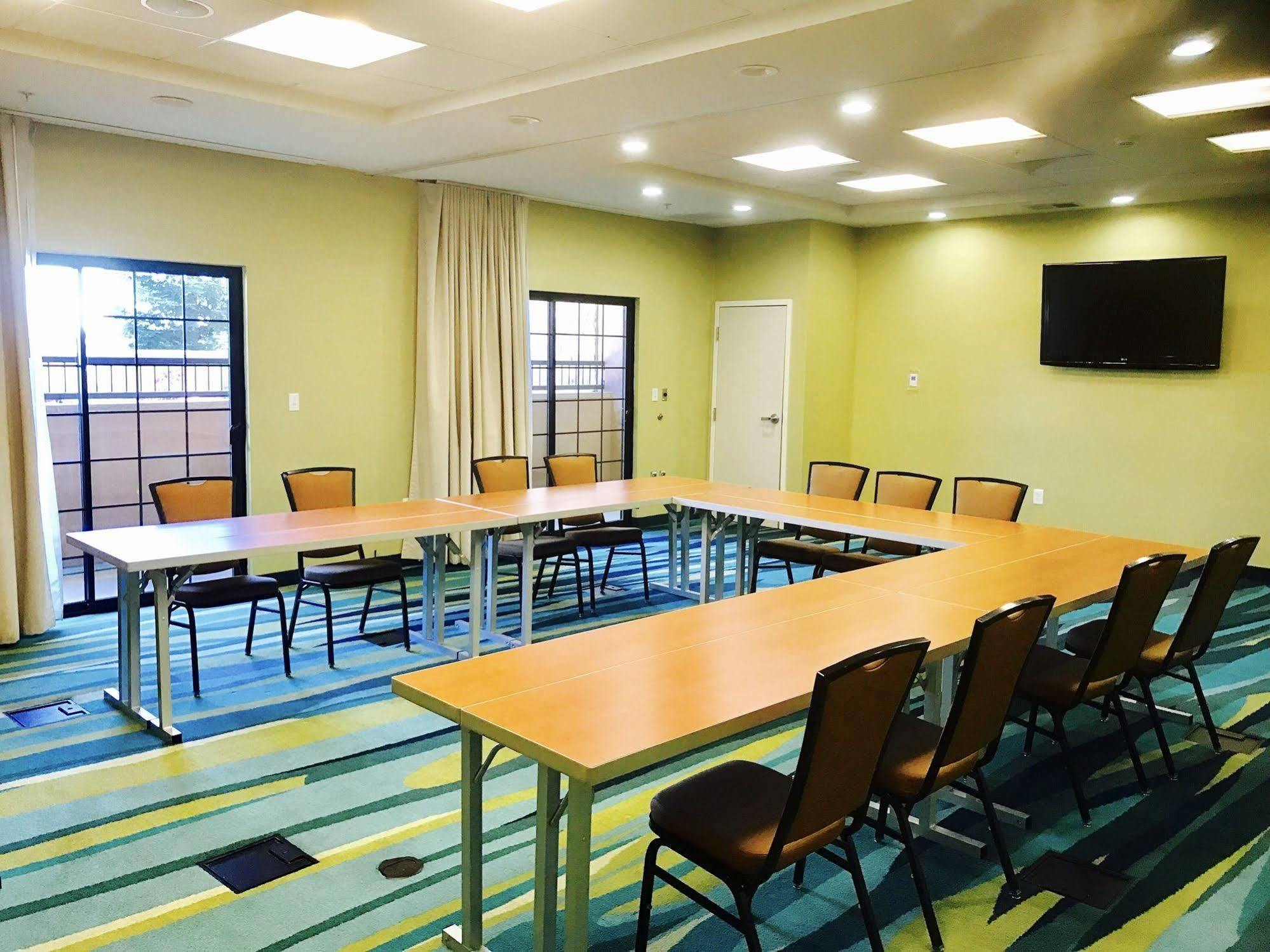 Springhill Suites By Marriott Madera Extérieur photo